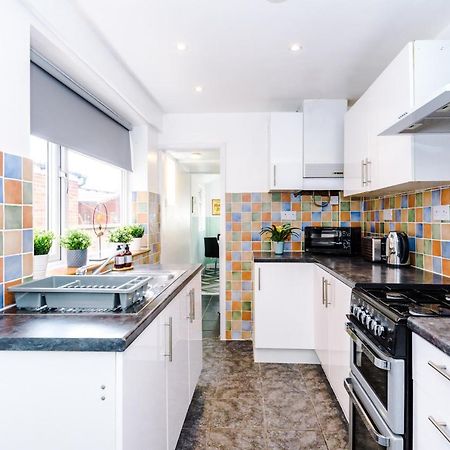Harley House - Spacious Home With Free Netflix & Parking By Rocketbnb Coventry Exterior photo