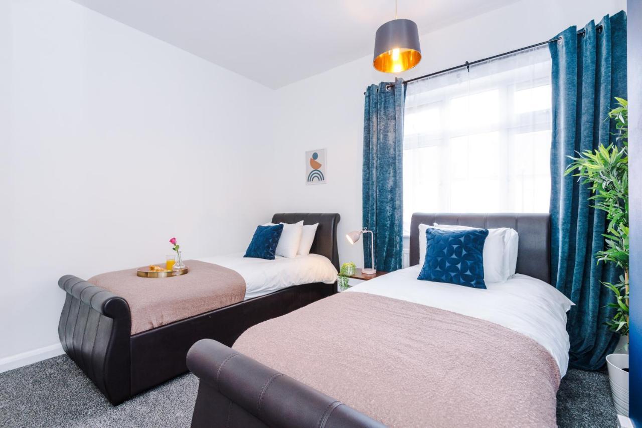 Harley House - Spacious Home With Free Netflix & Parking By Rocketbnb Coventry Exterior photo