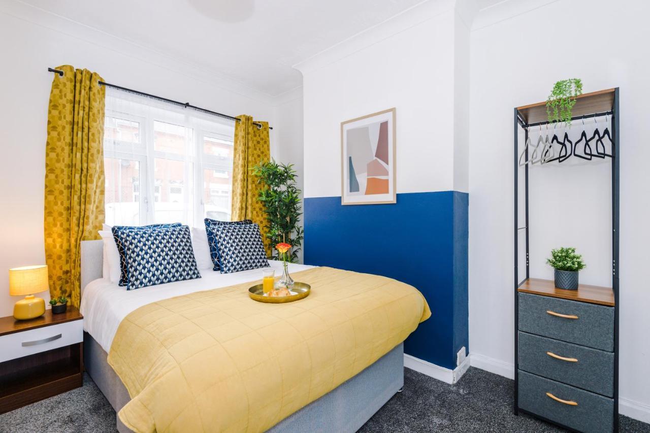 Harley House - Spacious Home With Free Netflix & Parking By Rocketbnb Coventry Exterior photo